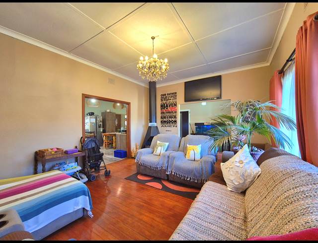 3 BEDROOM HOUSE FOR SALE IN DALVIEW